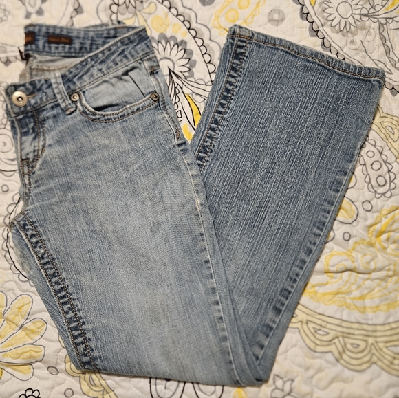 Aeropostale Women's Stretch Boot Jeans - Size 3/4 Short - Picture 1 of 5